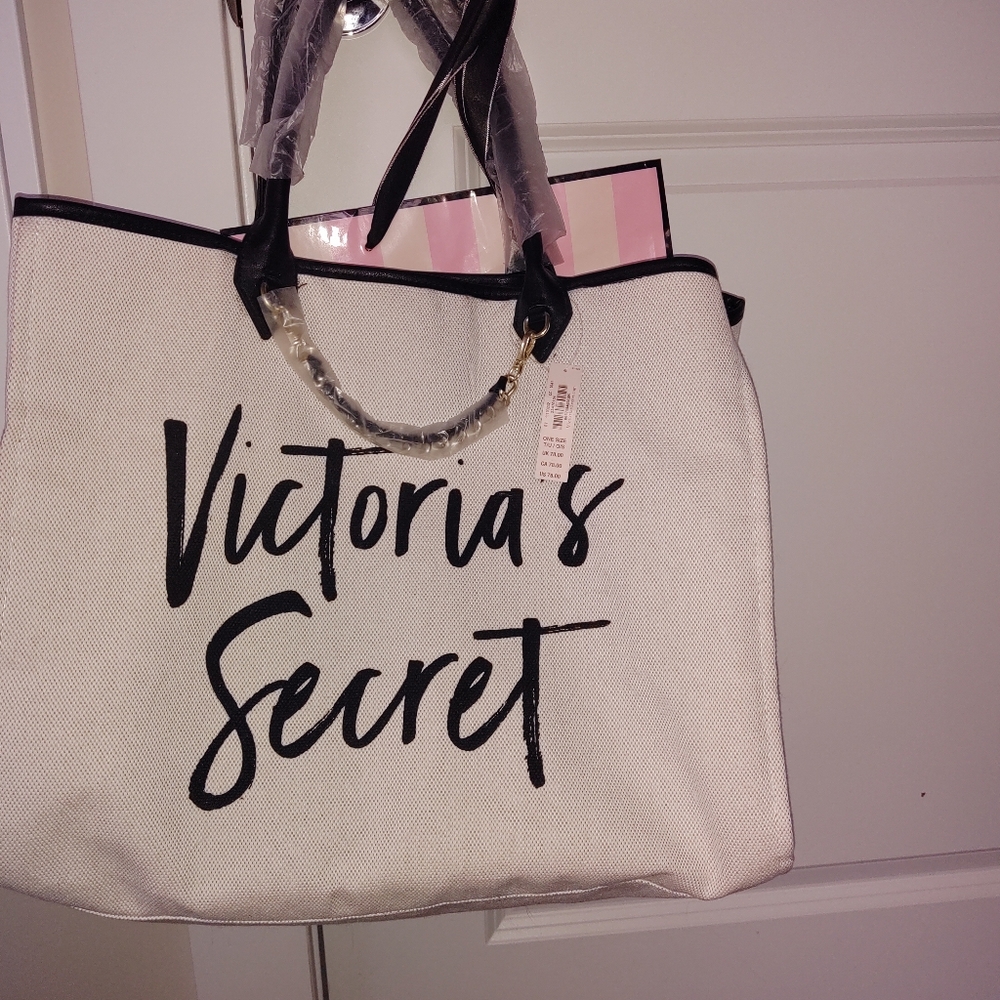 Victoria's Secret Tote New!  Collector's Edition Wrap & Tags Spring Break 26
